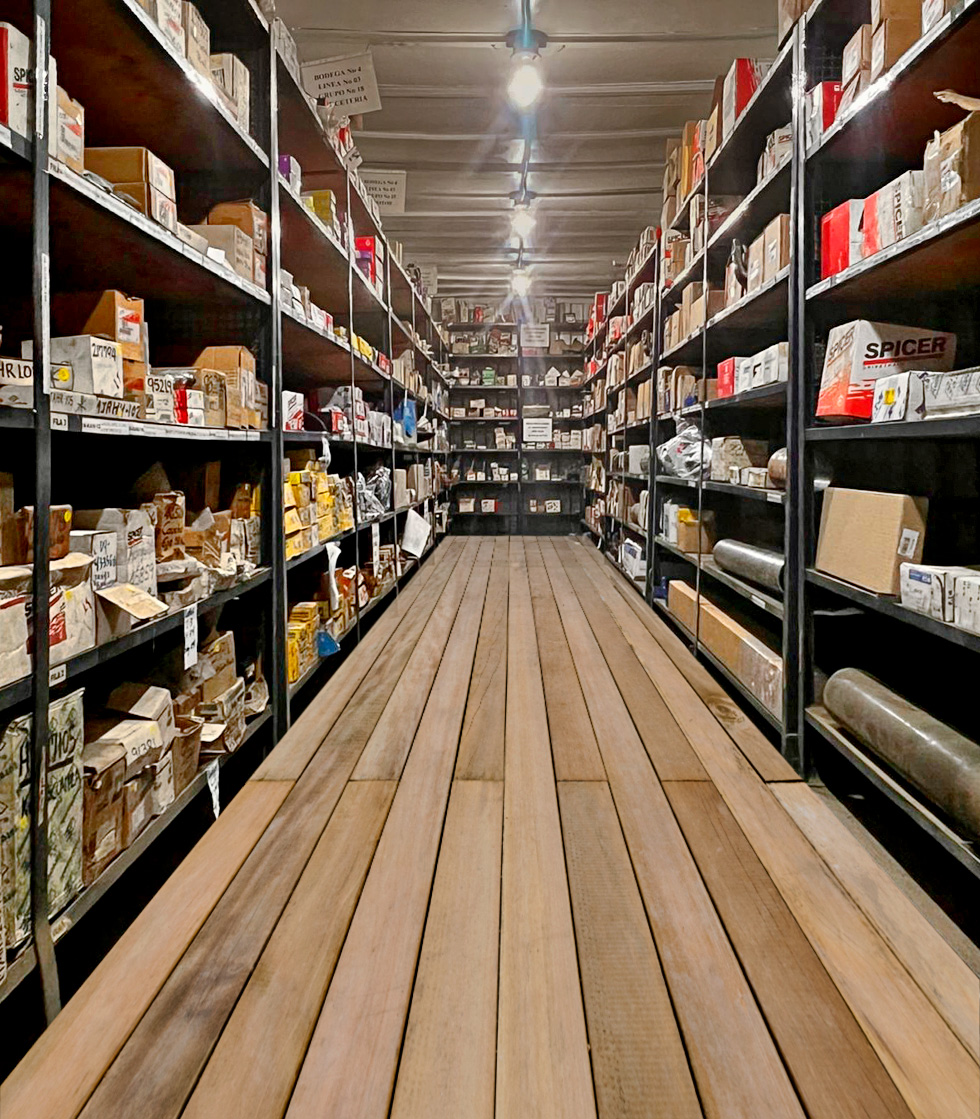 Imagen almacen Solo Camiones